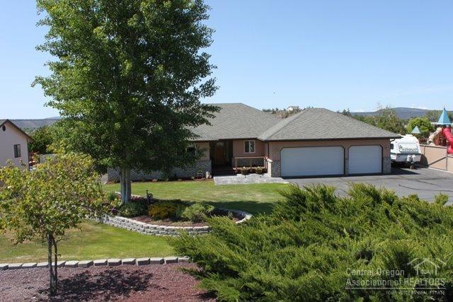 3175 Northeast Yellowpine Road Prineville, OR 97754 - Photo 1 of 20 Primary Photo