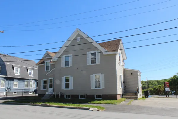 $385,000 | 7 Grove Street, Auburn, ME 04210