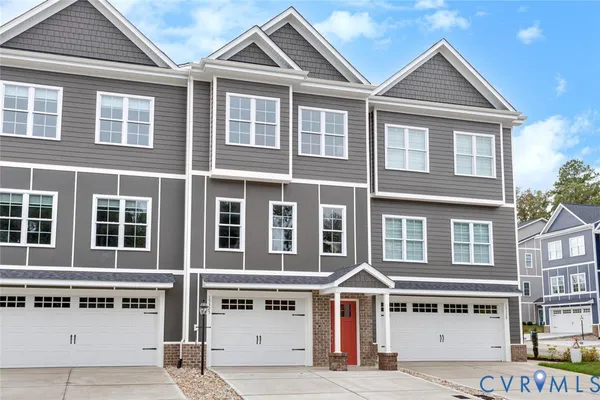 $479,950 | 6404 Sanford Spgs Cove, Midlothian, VA 23112