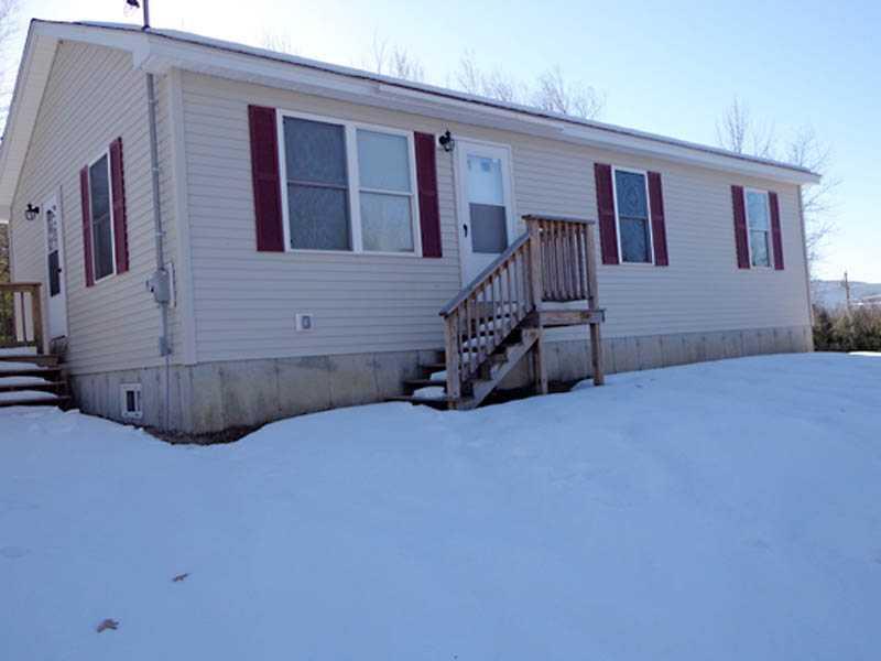 44 Poplar Hill Road Mexico, ME 04257 - Photo 1 of 3 Exterior Front.