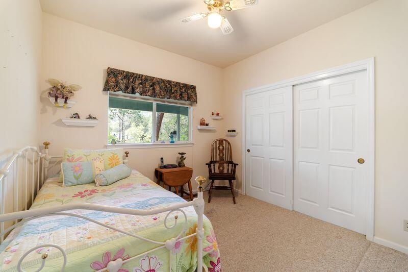 19860 Union School Road Redding, CA 96003 - Photo 15 of 32 bedroom 3