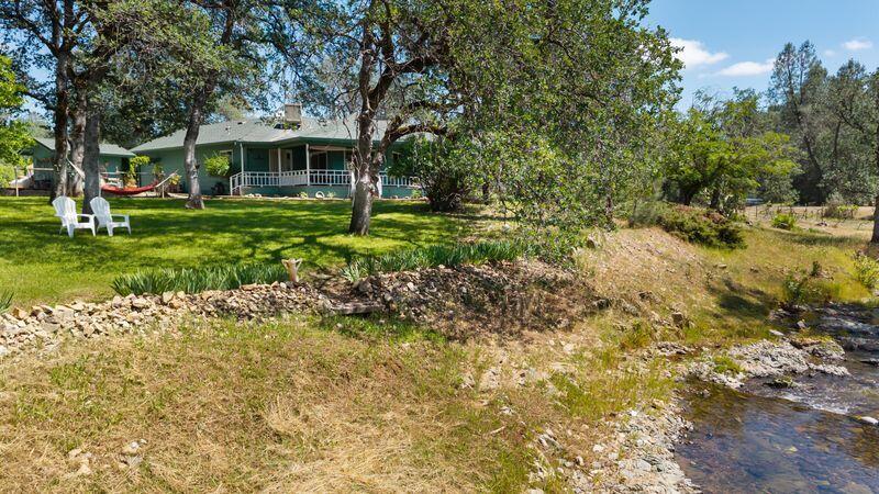 19860 Union School Road Redding, CA 96003 - Photo 4 of 32 rear view from creek