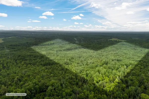 $239,000 | 3-5 Gravy Lane, Bradford, ME 04410