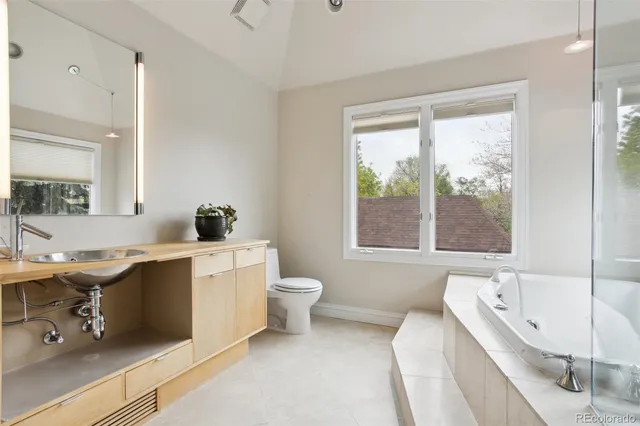 $5,000 | 2826 East 5th Avenue, Denver, CO 80206