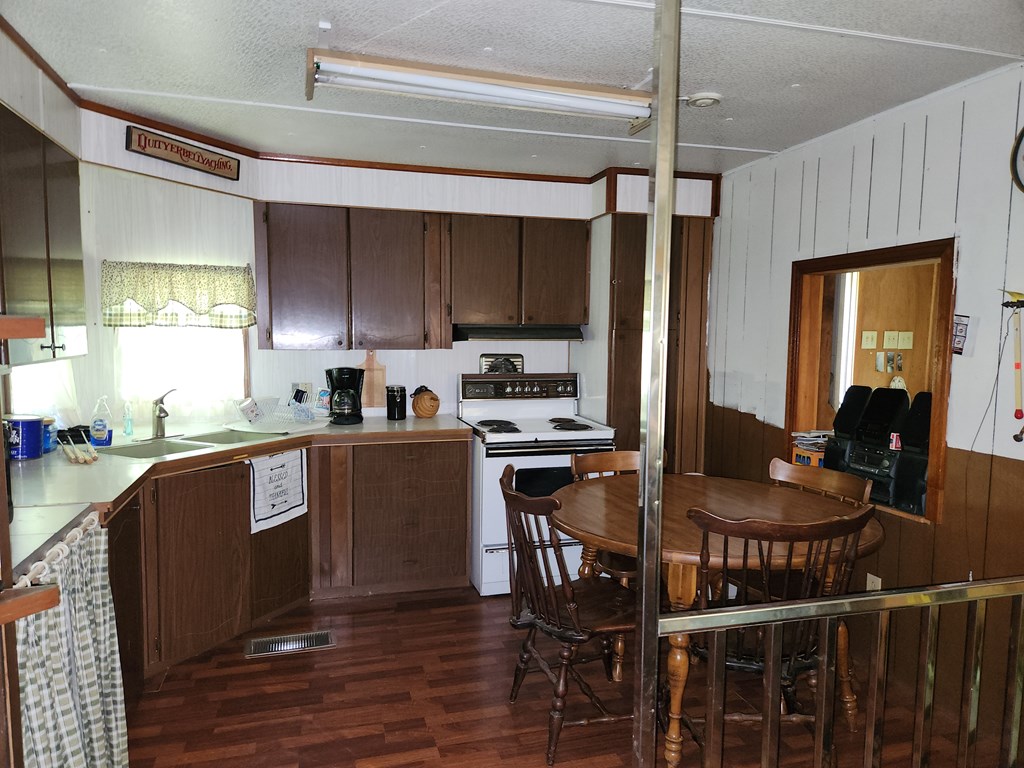 231 Hawthorne Road West Hickory, PA 16370 - Photo 4 of 9