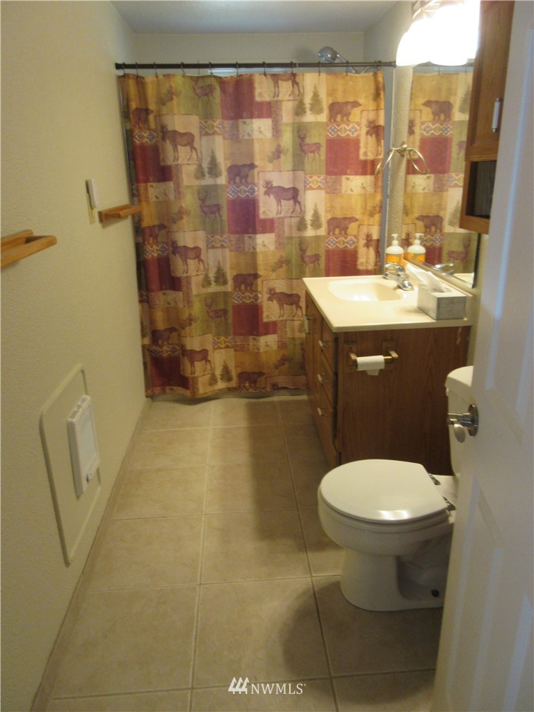 3427 Anderson Hill Road Southwest Port Orchard, WA 98367 - Photo 11 of 17 Gallery Image 11