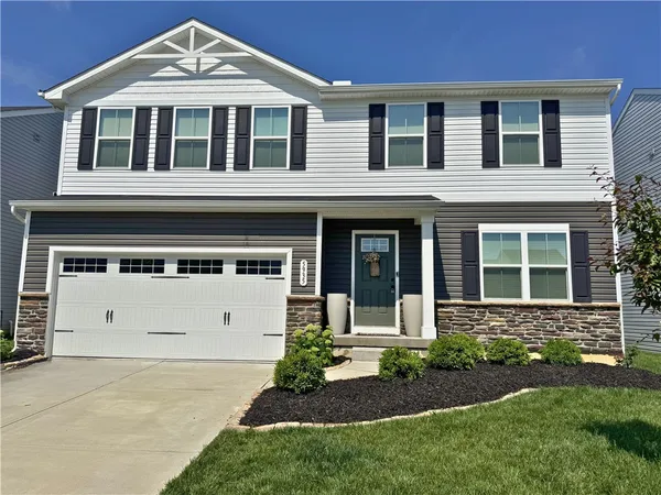$359,900 | 5935 Regatta Drive, Middletown, OH 45042