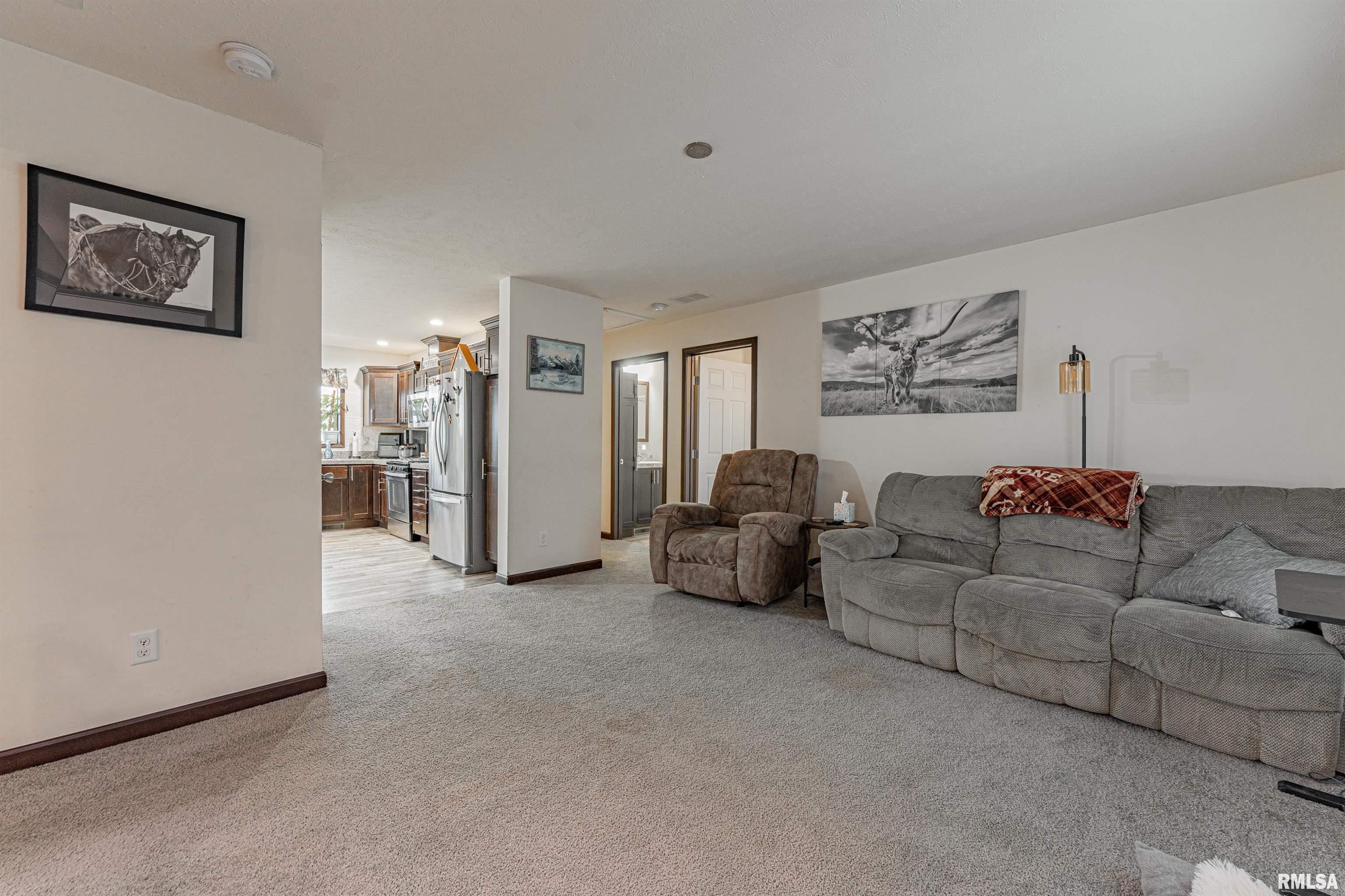 15907 Herrin Road Buffalo, IL 62515 - Photo 6 of 25