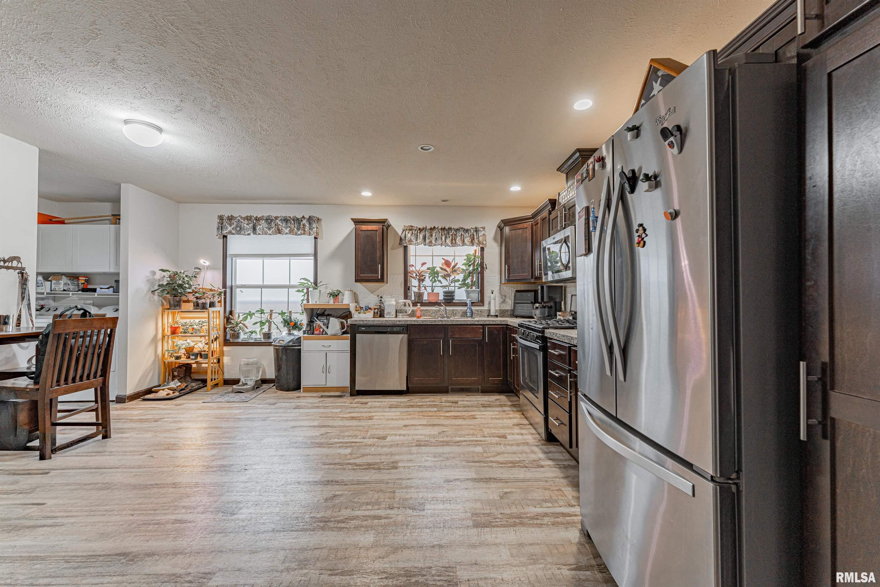 15907 Herrin Road Buffalo, IL 62515 - Photo 8 of 25