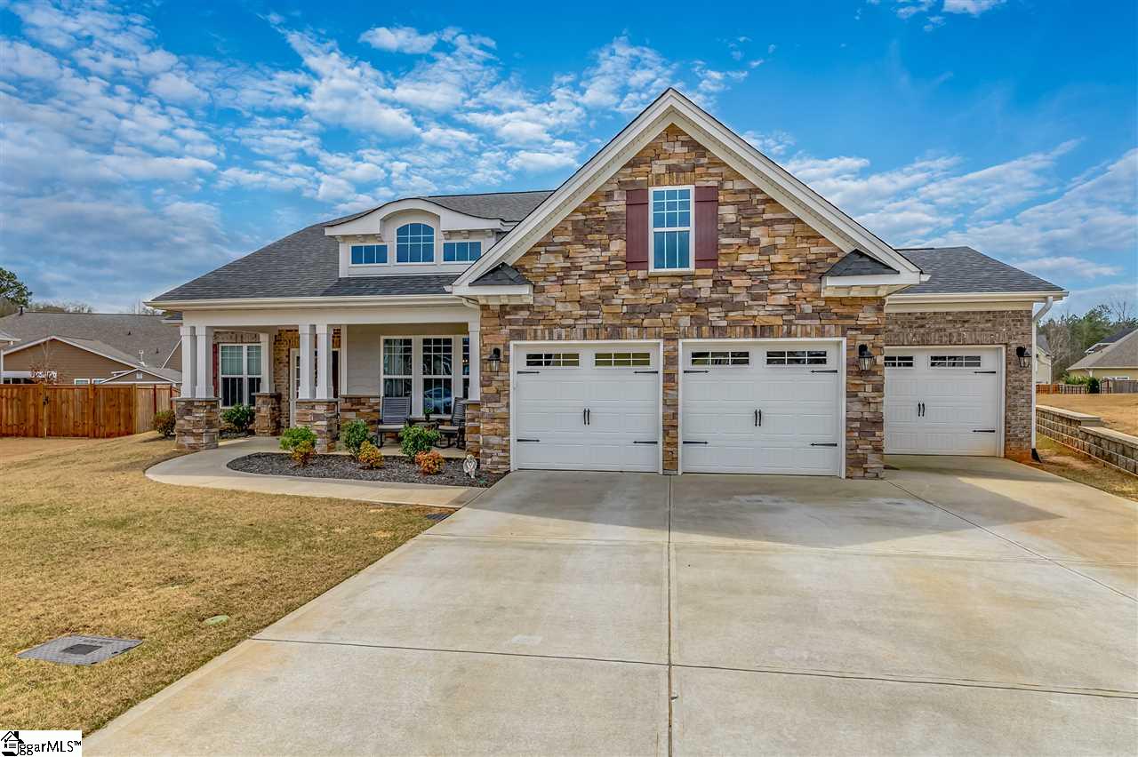 705 Angus Court Fountain Inn, SC 29644 - Photo 1 of 36 Gallery Image 1