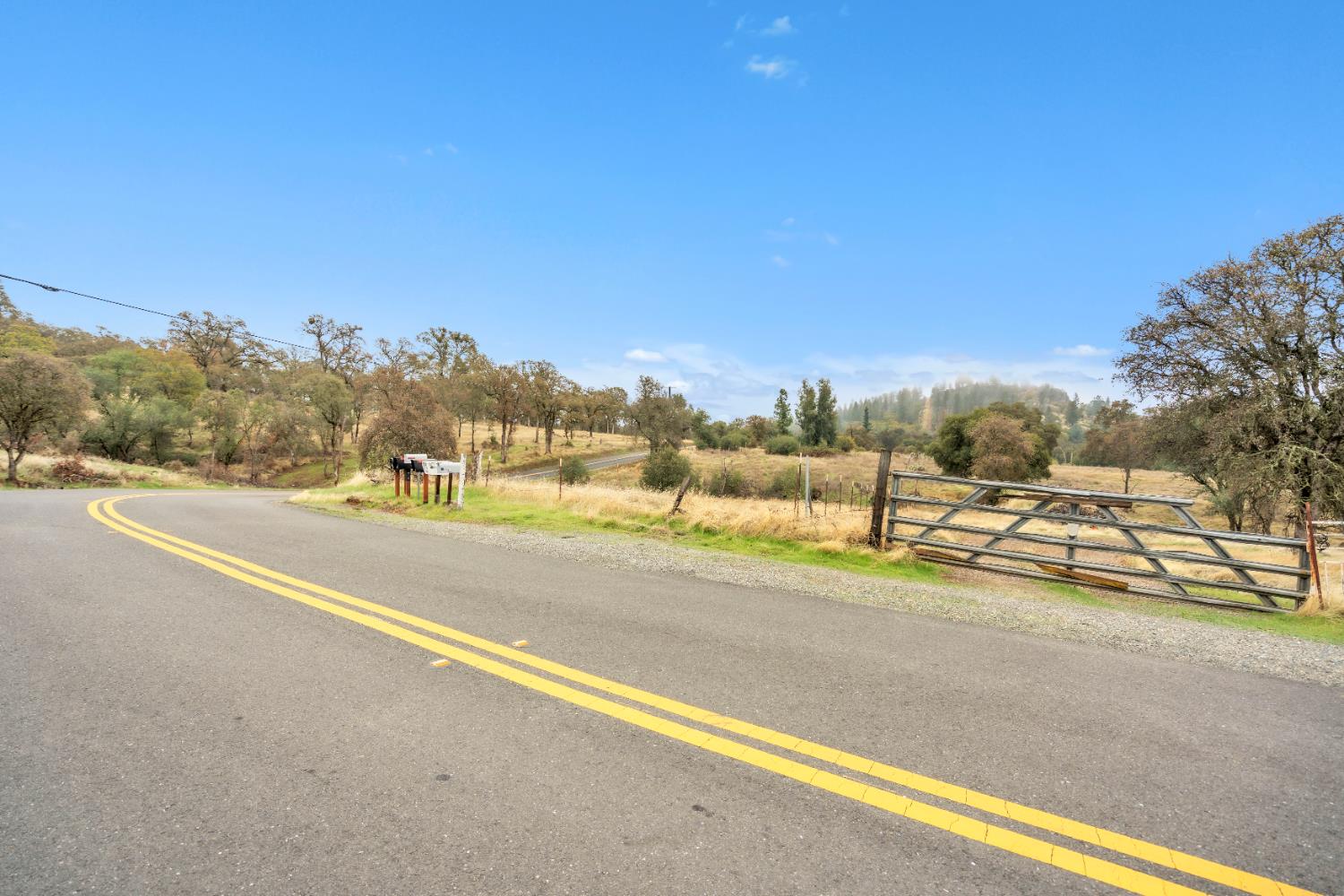 12578 Scott Grant Road Marysville, CA 95901 - Photo 34 of 37 a view of a city street