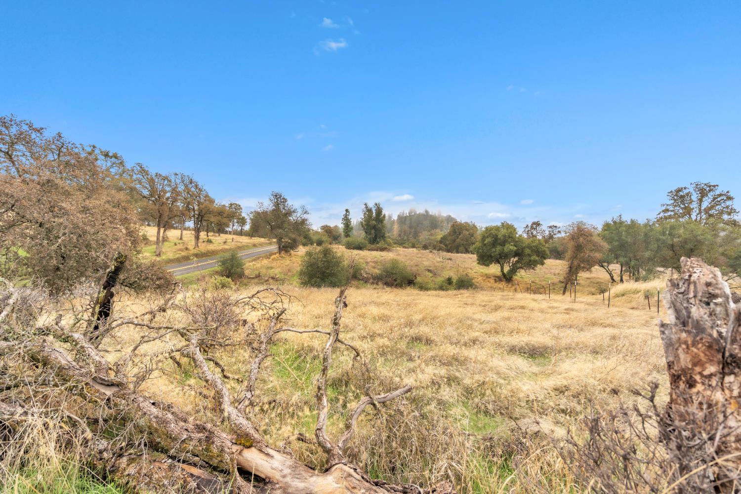 12578 Scott Grant Road Marysville, CA 95901 - Photo 36 of 37 a view of an ocean beach