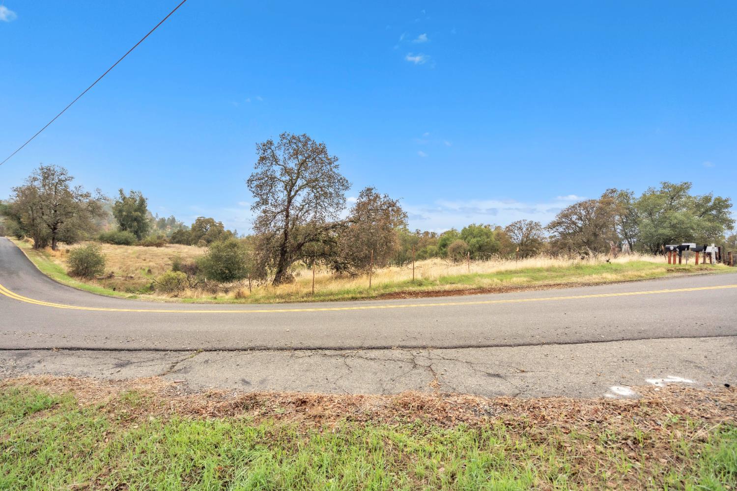 12578 Scott Grant Road Marysville, CA 95901 - Photo 37 of 37 a view of beach and ocean