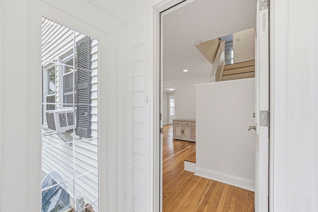 54 A Bay State Road Quincy, MA 02171 - Photo 6 of 38