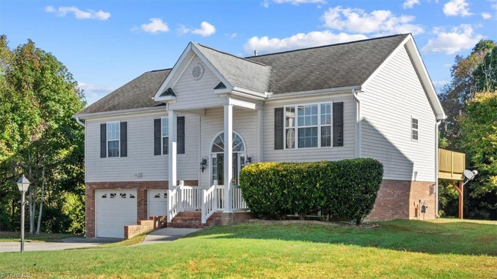 520 Brummel Lane High Point, NC 27265 - Photo 2 of 39 Gallery Image 2
