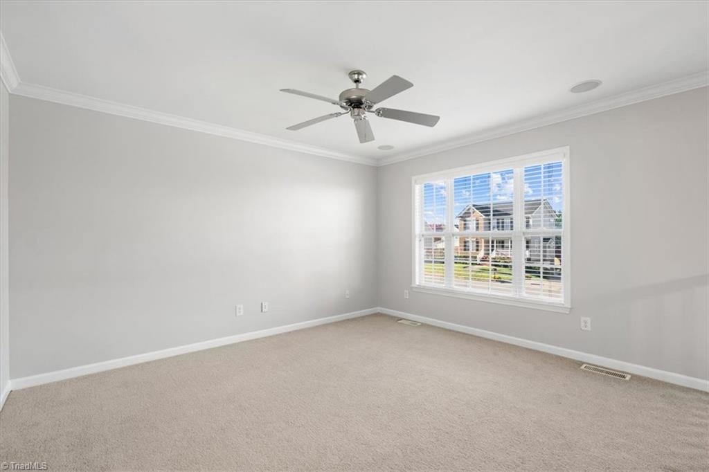 520 Brummel Lane High Point, NC 27265 - Photo 5 of 39 Living Room