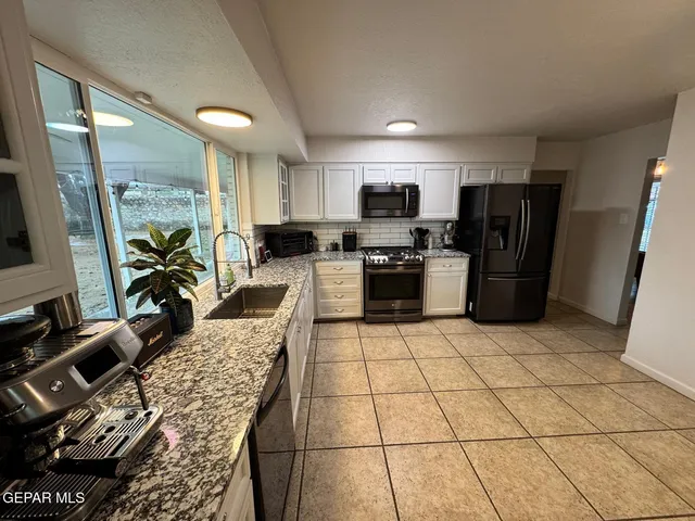 $339,999 | 10225 Byway Drive, El Paso, TX 79925