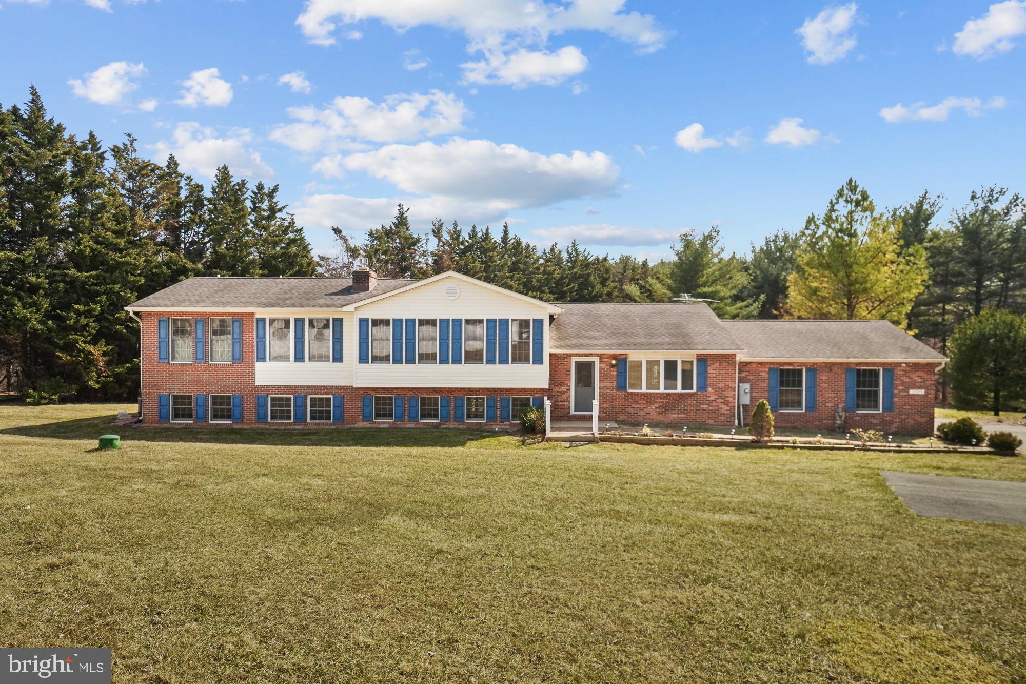 16539 Old Frederick Road Mount Airy, MD 21771 - Photo 2 of 53 Gallery Image 2