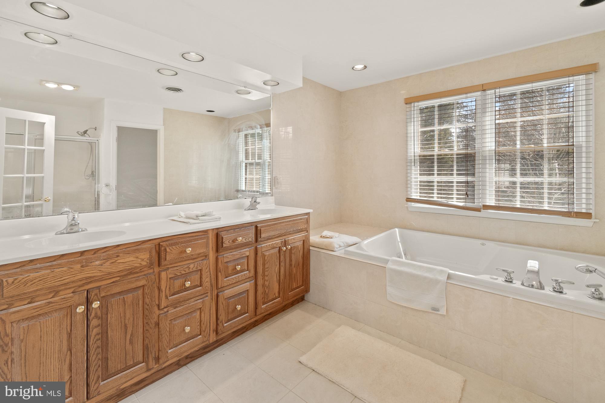 16539 Old Frederick Road Mount Airy, MD 21771 - Photo 5 of 53 Gallery Image 5