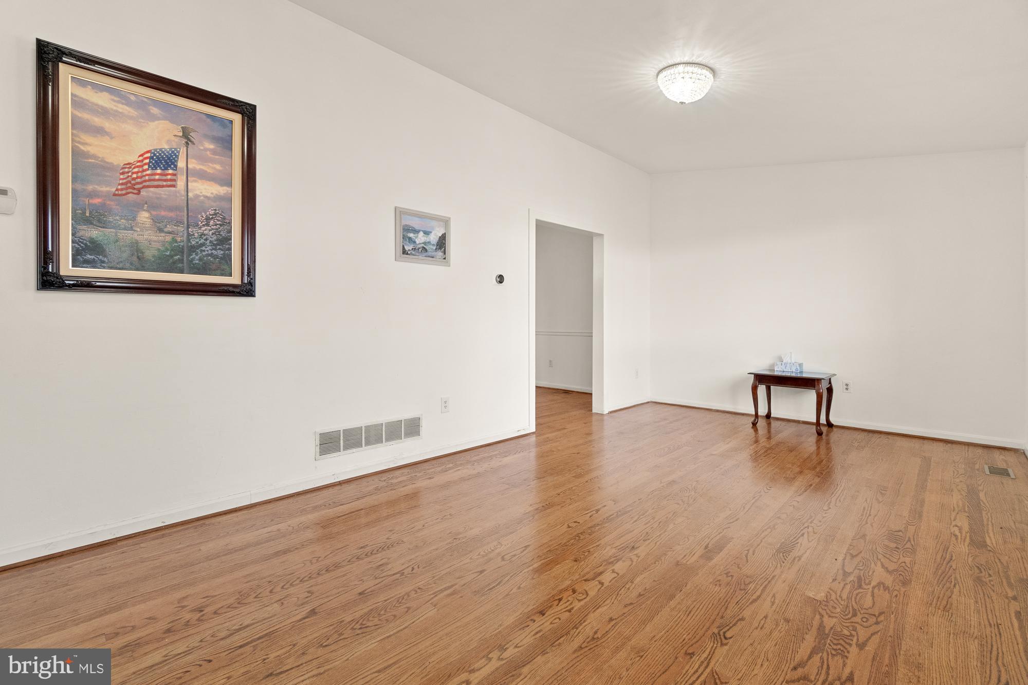 16539 Old Frederick Road Mount Airy, MD 21771 - Photo 6 of 53 Gallery Image 6
