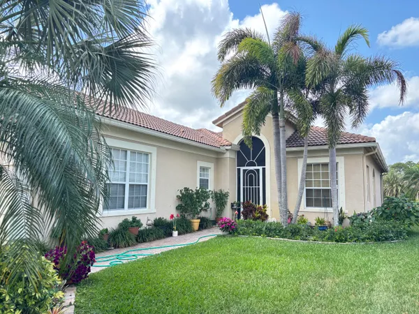 $3,400 | 6532 Southeast Broadmoor Lane, Stuart, FL 34997