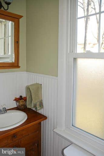 3309 Edgewood Road Kensington, MD 20895 - Photo 10 of 22 Bath