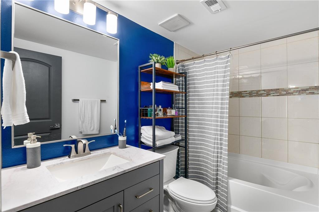 275 13th Street Northeast, Unit 210 Atlanta, GA 30309 - Photo 18 of 38