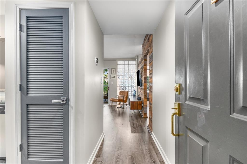 275 13th Street Northeast, Unit 210 Atlanta, GA 30309 - Photo 22 of 38