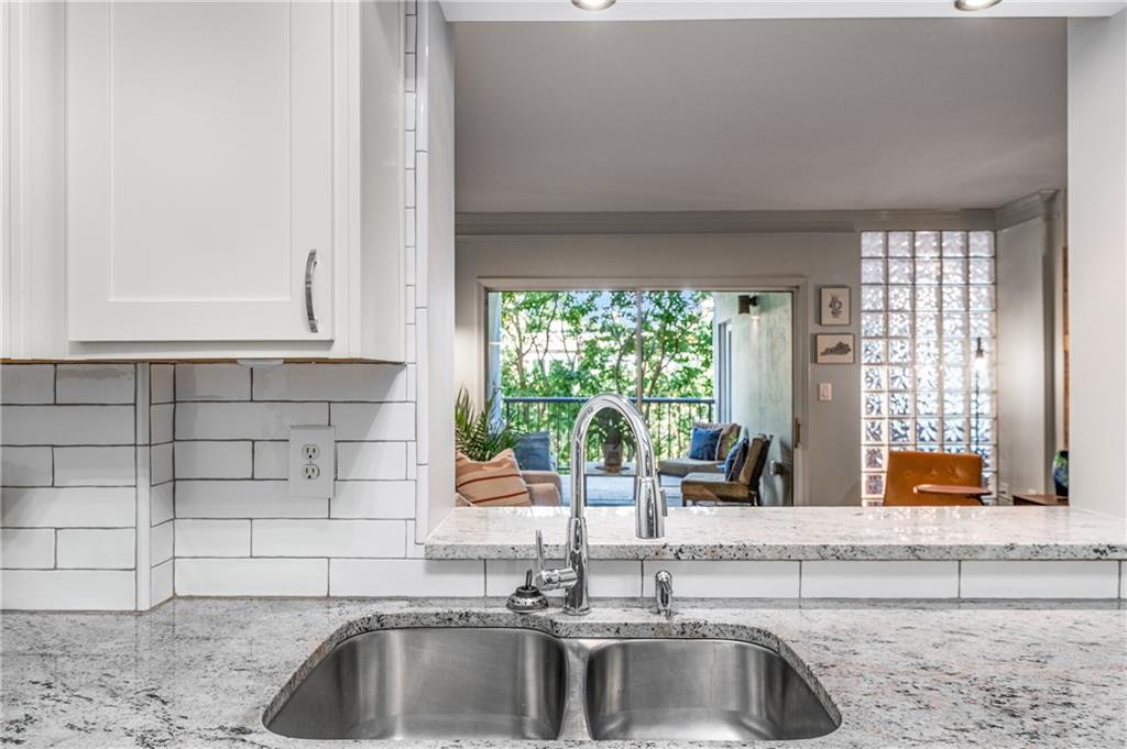 275 13th Street Northeast, Unit 210 Atlanta, GA 30309 - Photo 10 of 38