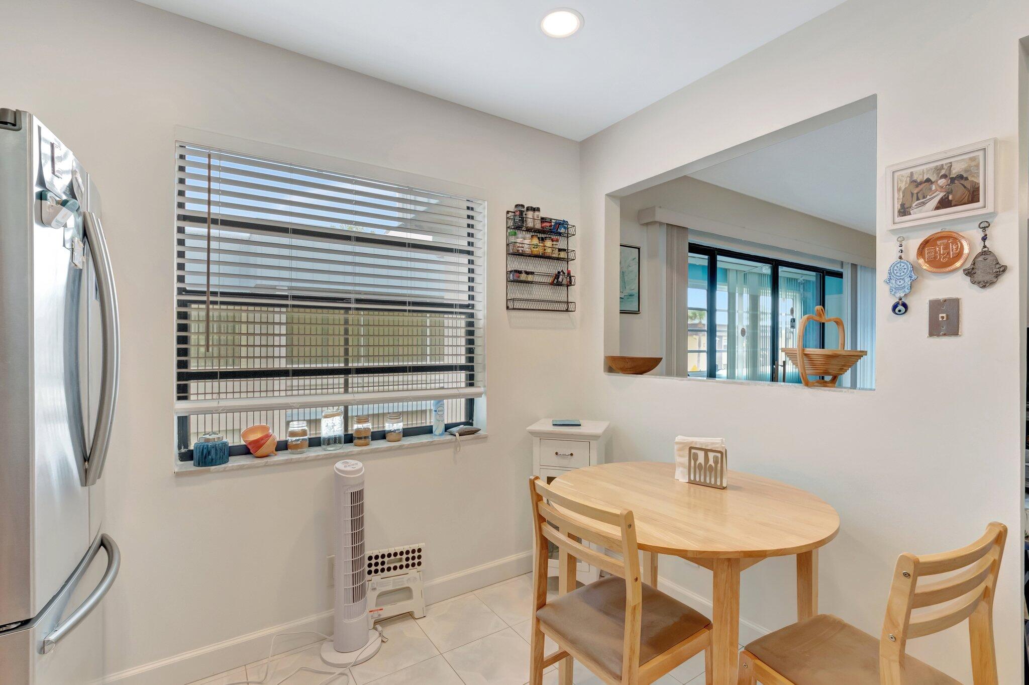 279 Capri F Delray Beach, FL 33484 - Photo 17 of 57 17-web-or-mls-DSC_4415