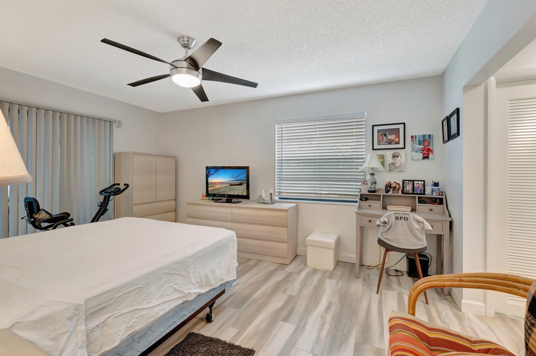 279 Capri F Delray Beach, FL 33484 - Photo 20 of 57 20-web-or-mls-DSC_4430