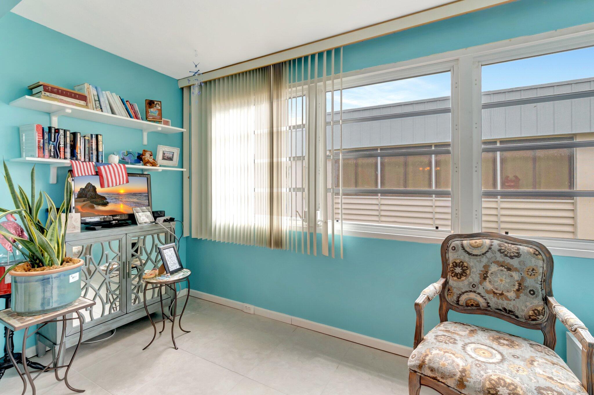 279 Capri F Delray Beach, FL 33484 - Photo 25 of 57 25-web-or-mls-DSC_4455