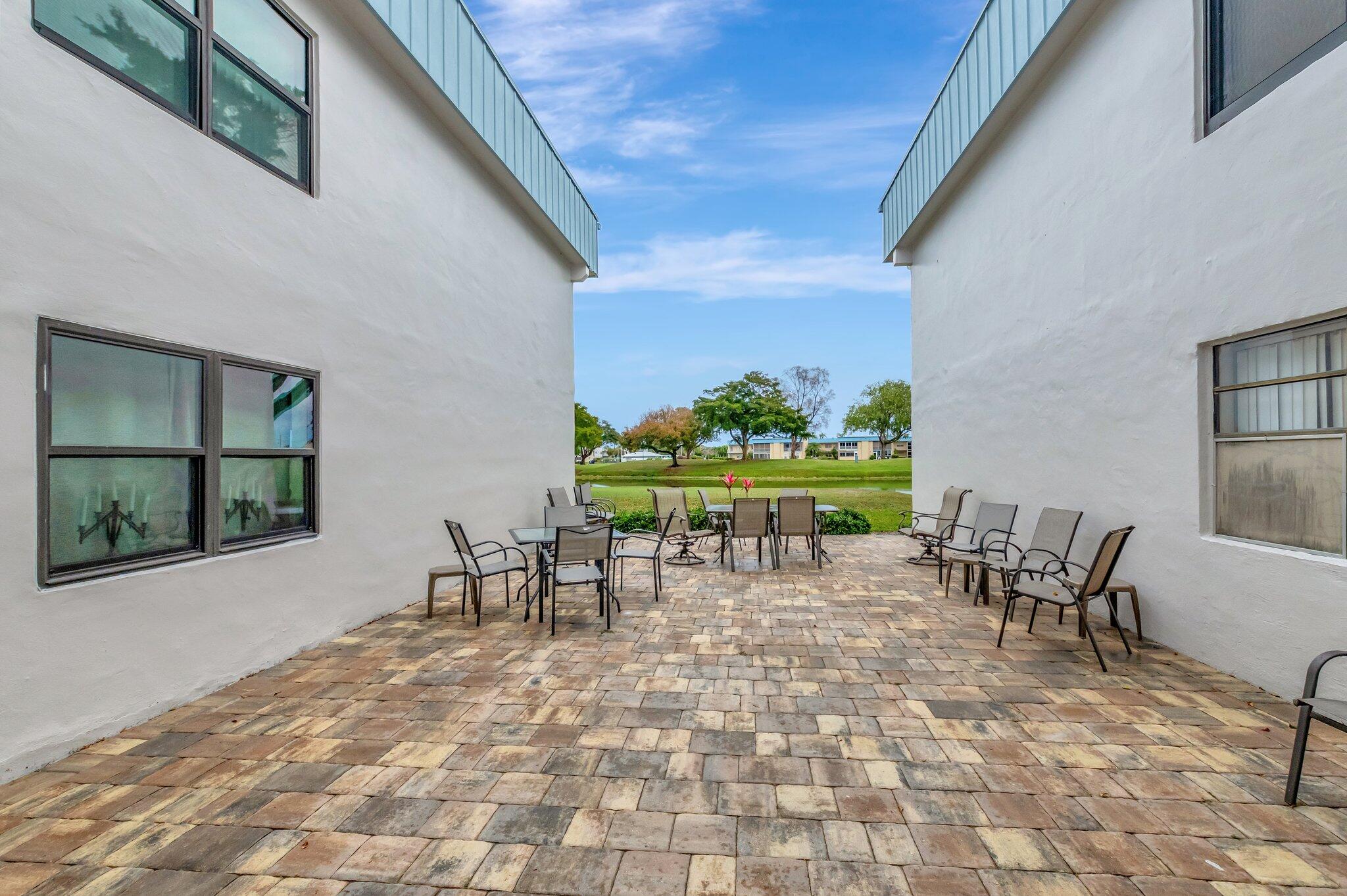 279 Capri F Delray Beach, FL 33484 - Photo 3 of 57 3-web-or-mls-DSC_4345
