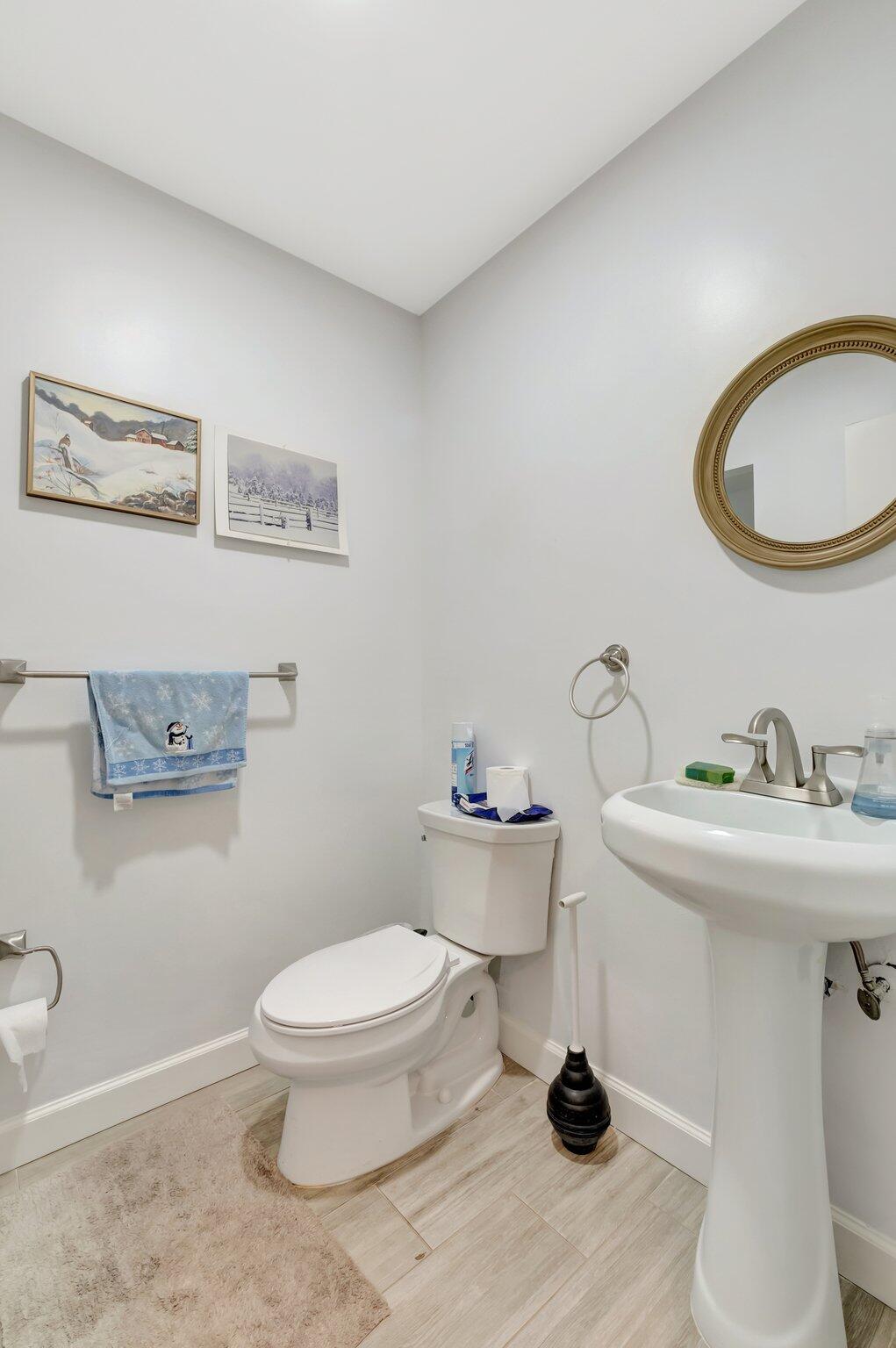 279 Capri F Delray Beach, FL 33484 - Photo 7 of 57 7-web-or-mls-DSC_4365