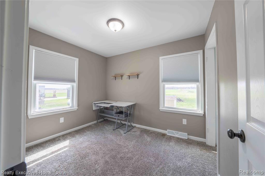 5017 North Road North Street, MI 48049 - Photo 9 of 27