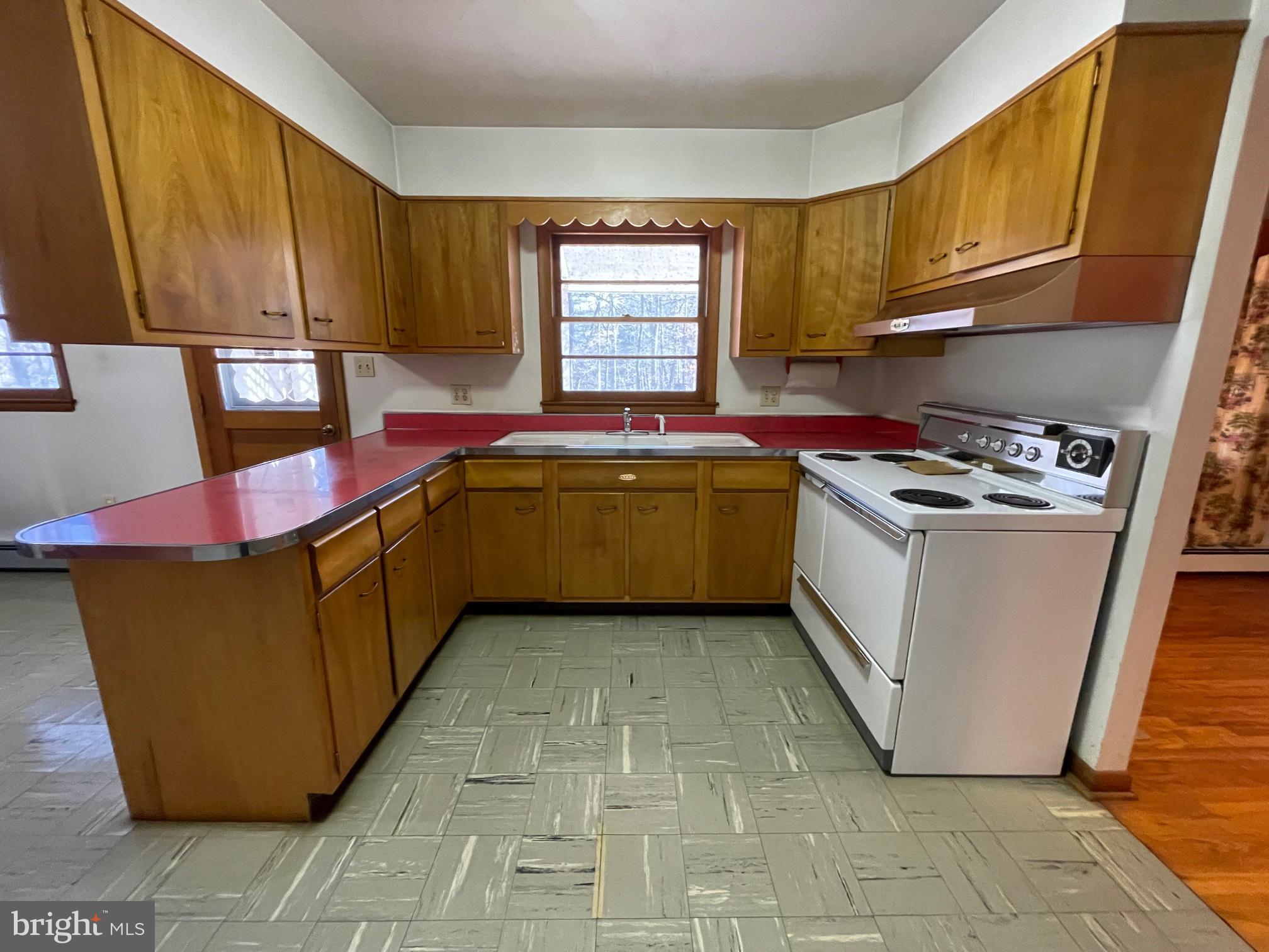 8471 Guilford Road Columbia, MD 21046 - Photo 16 of 56 Gallery Image 16