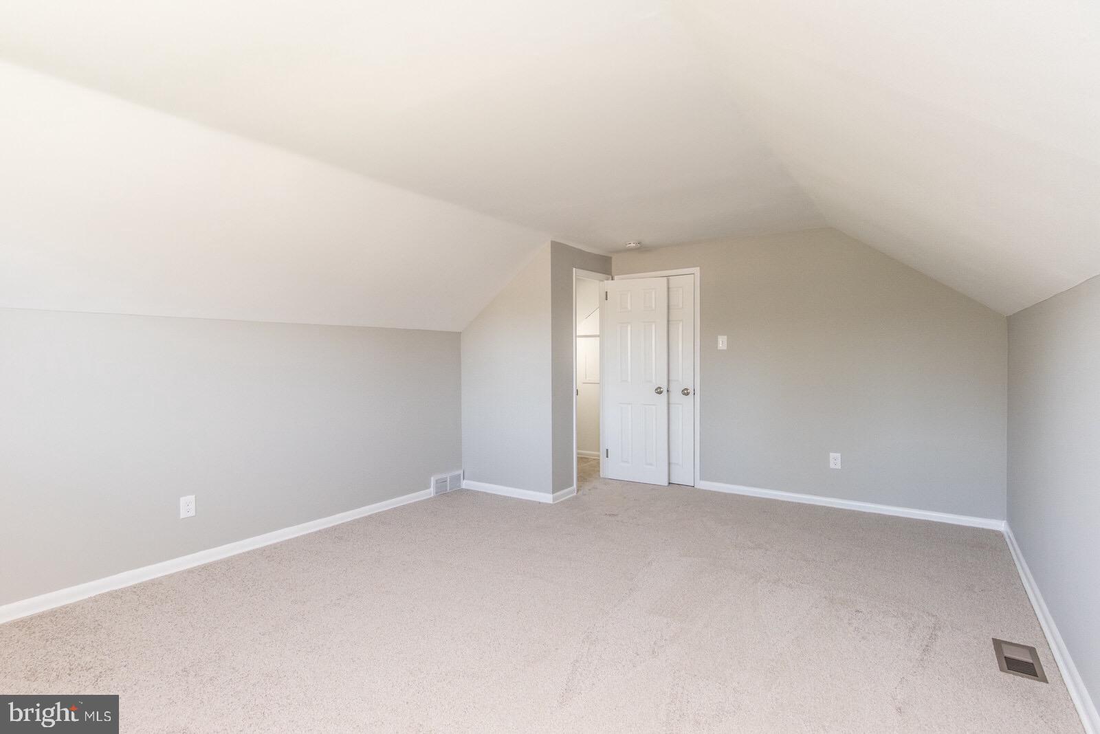 217 Surrey Road Chalfont, PA 18914 - Photo 25 of 42 Gallery Image 25