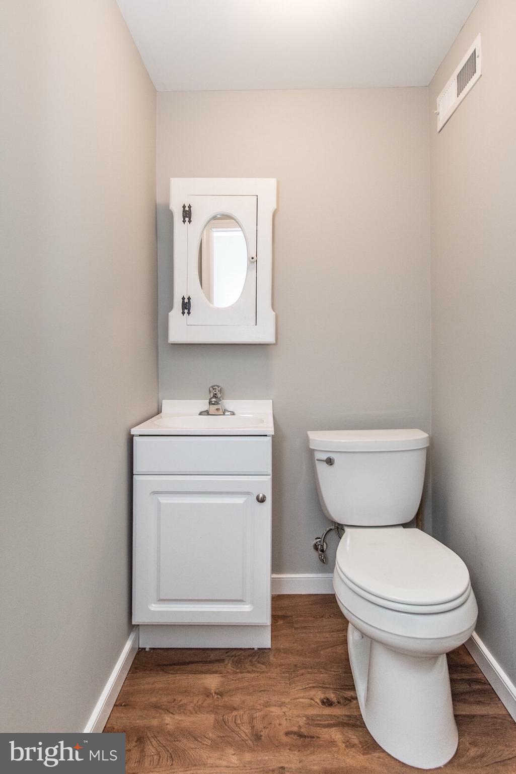 217 Surrey Road Chalfont, PA 18914 - Photo 34 of 42 Gallery Image 34
