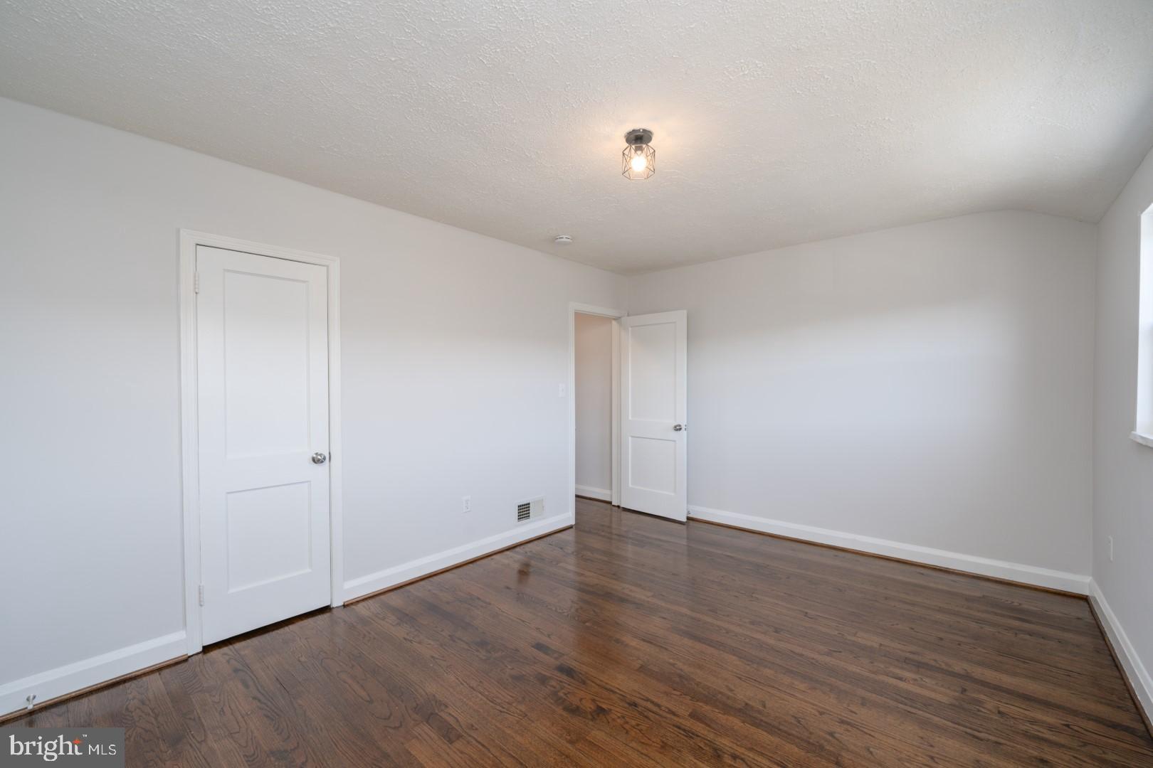 8249 Kavanagh Road Dundalk, MD 21222 - Photo 18 of 28