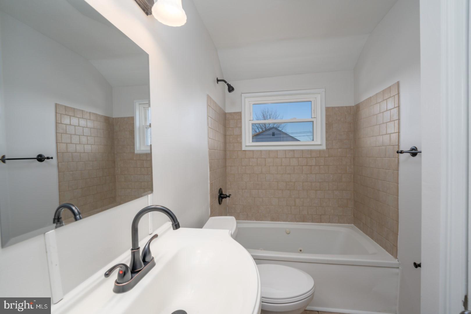 8249 Kavanagh Road Dundalk, MD 21222 - Photo 22 of 28