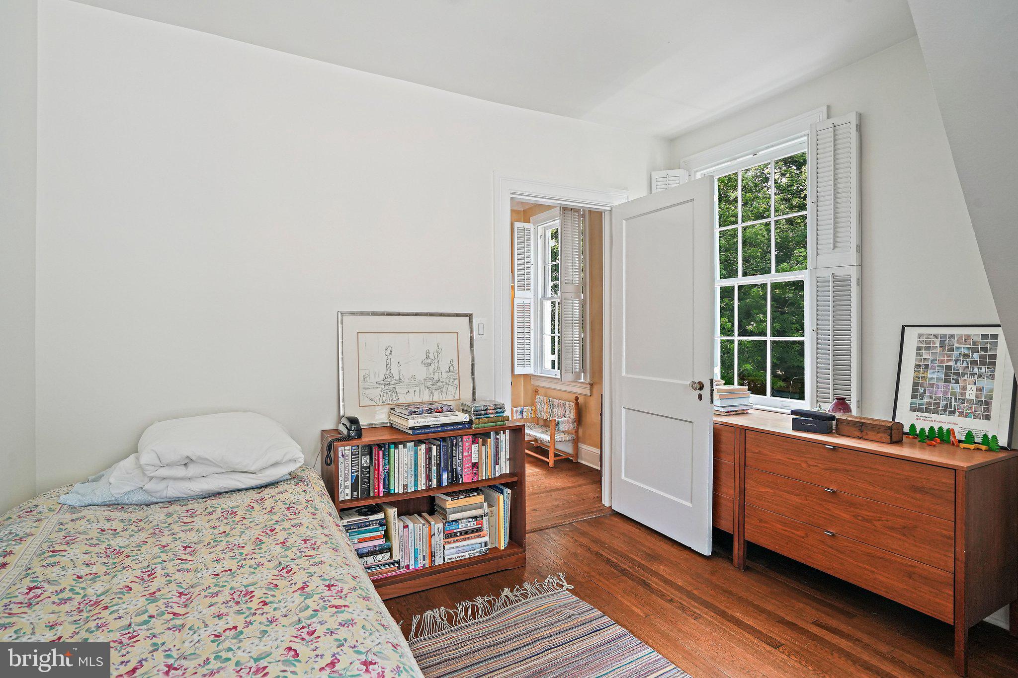 3612 Albemarle Street Northwest Washington, DC 20008 - Photo 25 of 42