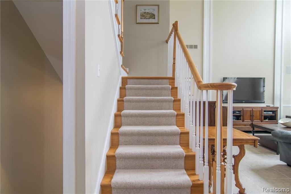 24981 Reeds Pointe Drive Novi, MI 48374 - Photo 25 of 66