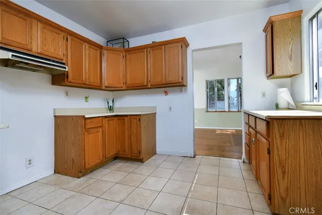 $940,000 | 1121 North Frederic Street, Burbank, CA 91505