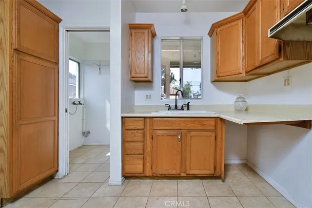 $940,000 | 1121 North Frederic Street, Burbank, CA 91505