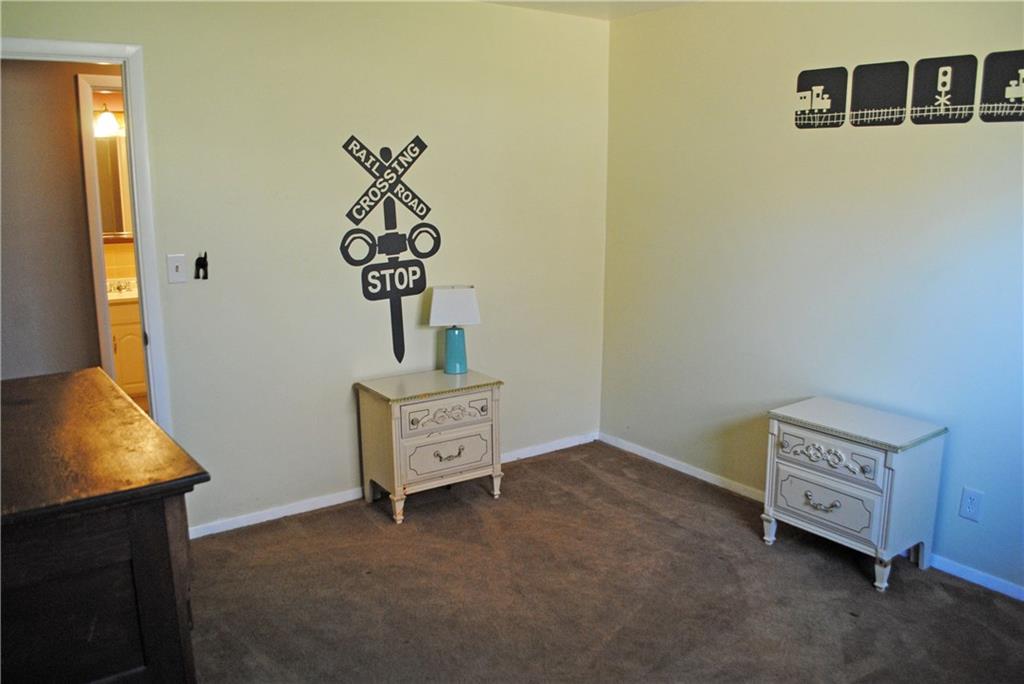 10940 Geist Road Fishers, IN 46037 - Photo 12 of 24 Gallery Image 12