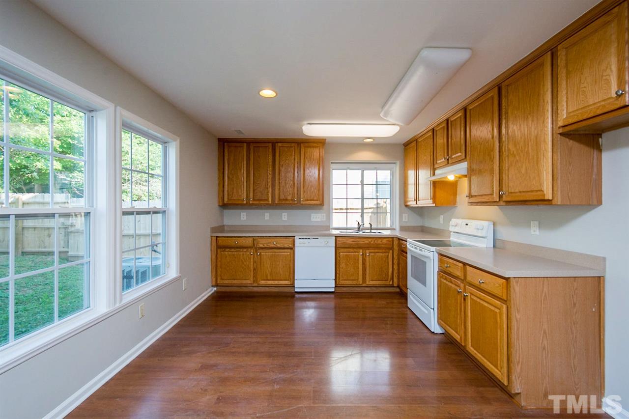 1004 Mallory Lane Durham, NC 27713 - Photo 3 of 16