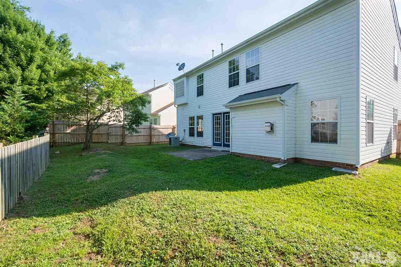 1004 Mallory Lane Durham, NC 27713 - Photo 5 of 16