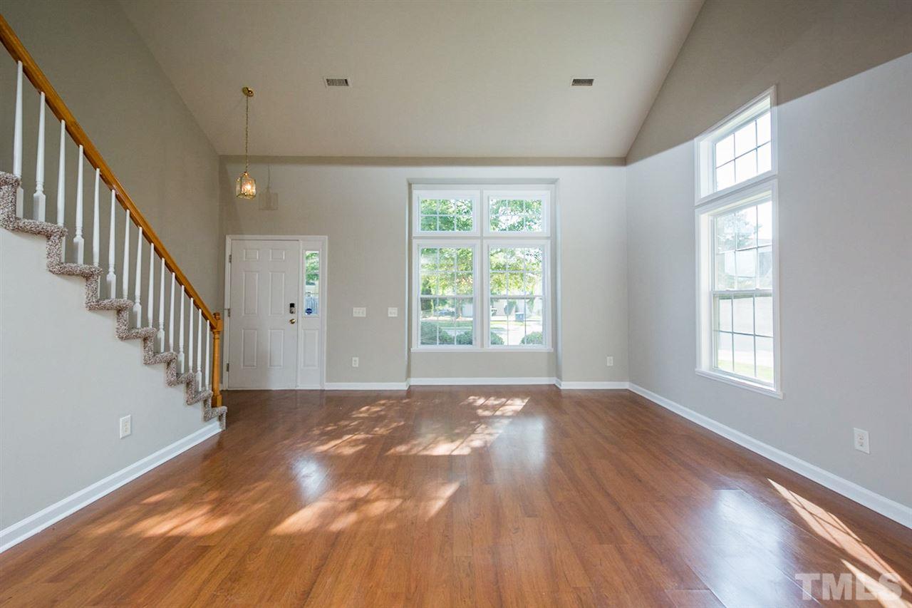 1004 Mallory Lane Durham, NC 27713 - Photo 8 of 16