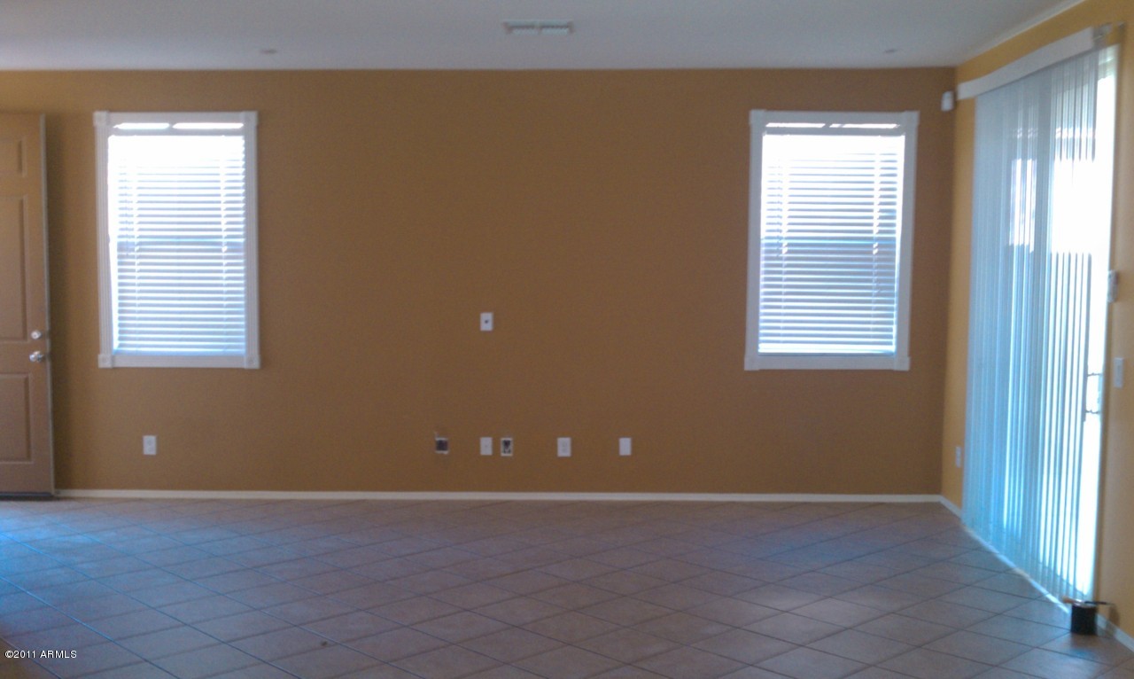 8744 West Cordes Road Tolleson, AZ 85353 - Photo 7 of 12 IMAG0596