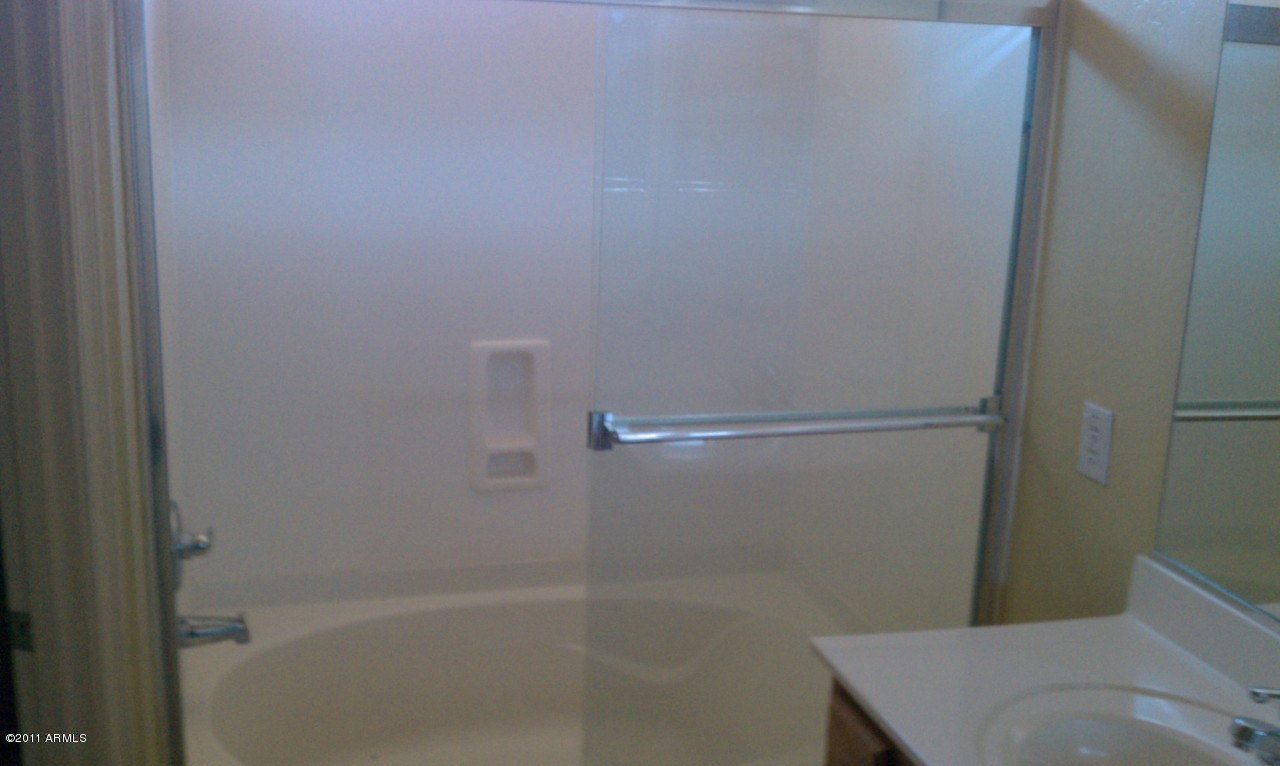 8744 West Cordes Road Tolleson, AZ 85353 - Photo 9 of 12 IMAG0592